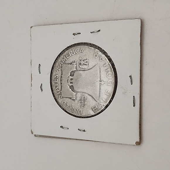 1949 Franklin Half Dollar - Picture 3 of 6